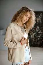 beige double gauze cotton shirt with long sleeves and button front