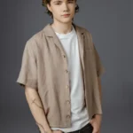 Men wearing a relaxed fit short sleeve linen shirt in light brown color, front view