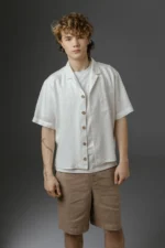 Men’s linen short sleeve shirt with coconut buttons